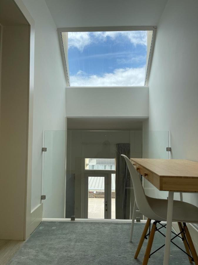 Beautiful Penthouse Apartment With Terrace - 4 Minute Walk To The Beach Troia Kültér fotó