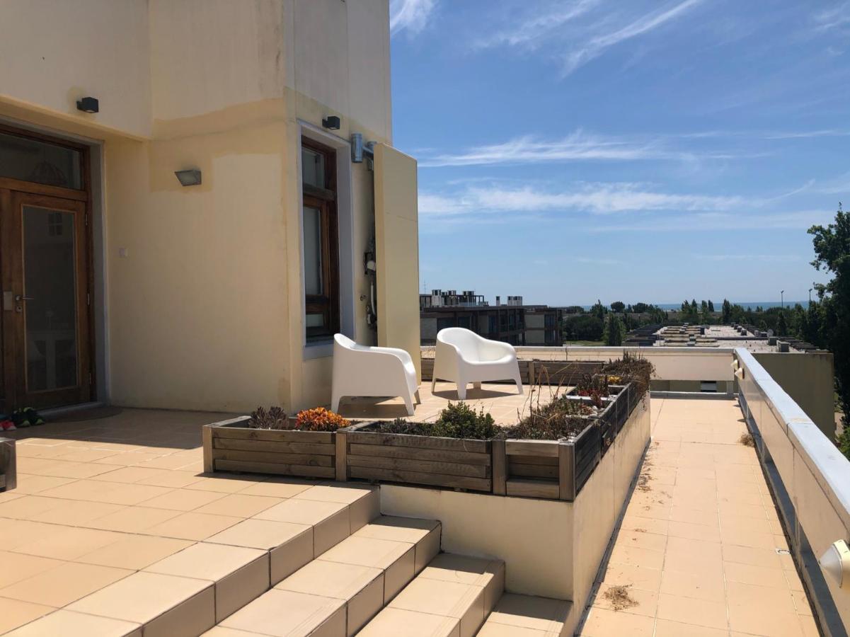 Beautiful Penthouse Apartment With Terrace - 4 Minute Walk To The Beach Troia Kültér fotó